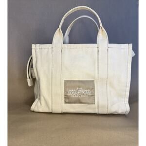 MARC JACOBS The Tote Bag Cream Canvas Medium